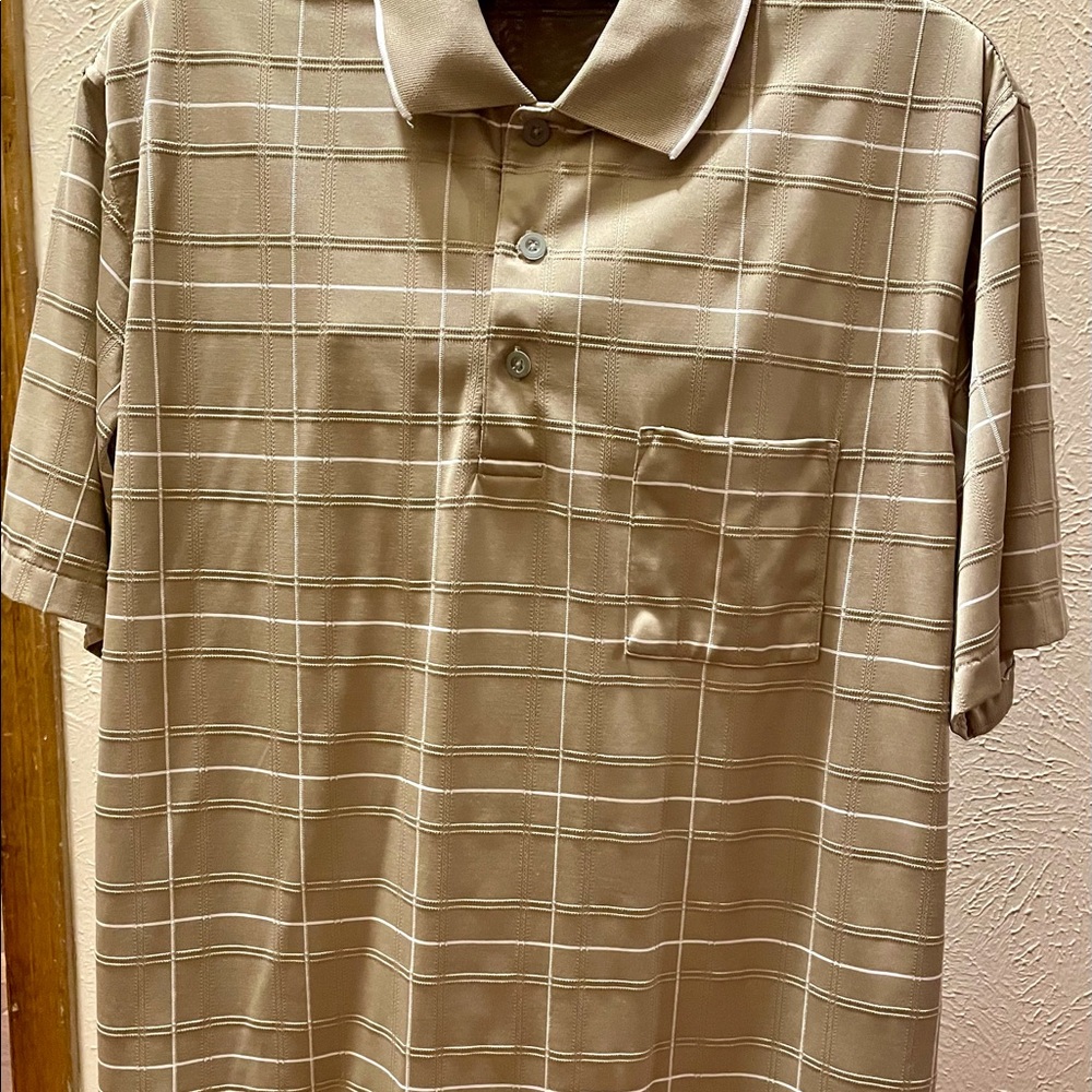 Fairway Golf & Resort Men’s Polo Shirt with Pocket in Size Large
